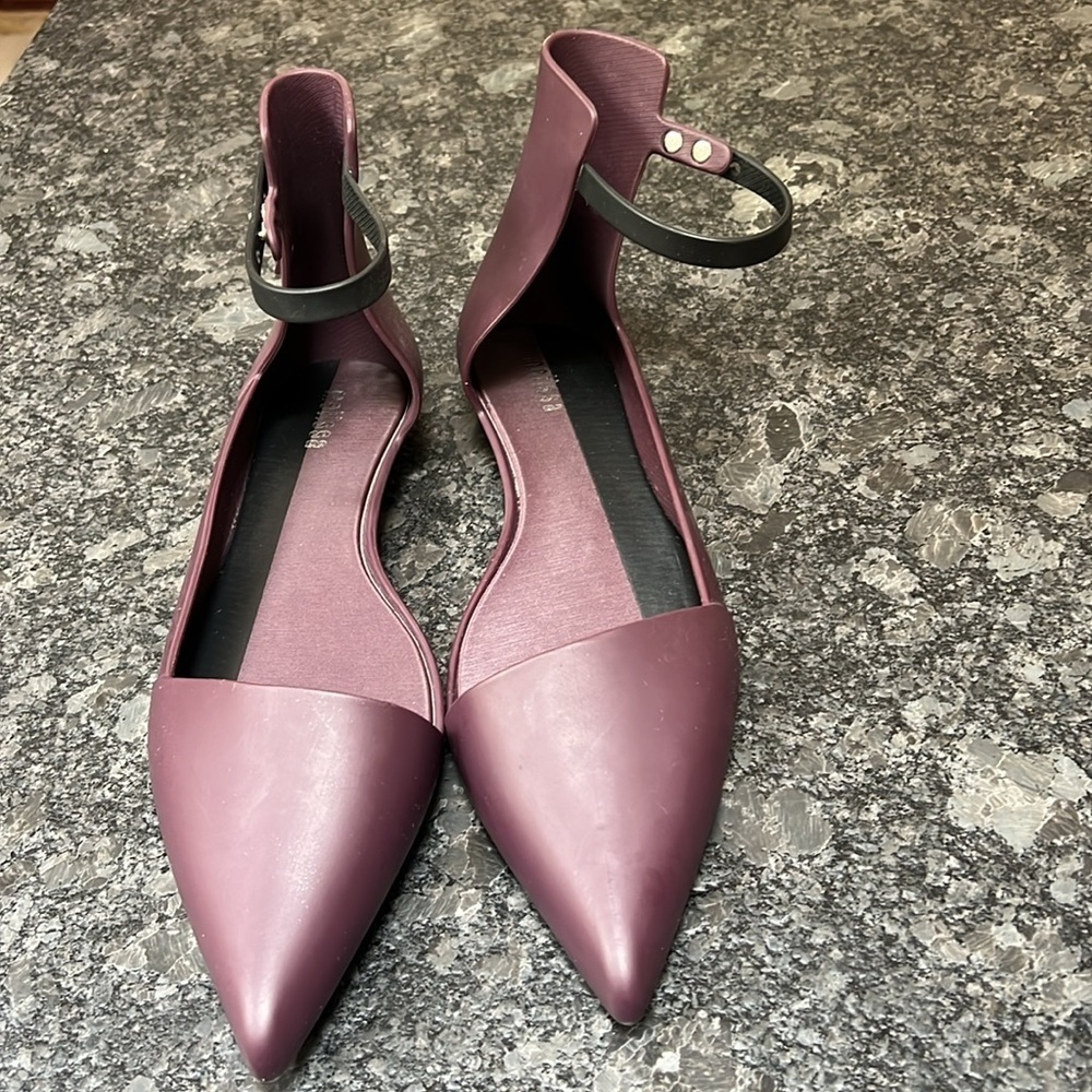 Melissa Sz 39/8 D’Orsay Ankle Pointed Toe Eggplant Purple Flat Sandals - New - Picture 3 of 8